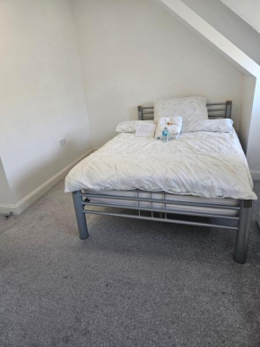 Cosy stylish Double bedroom in central Dartford